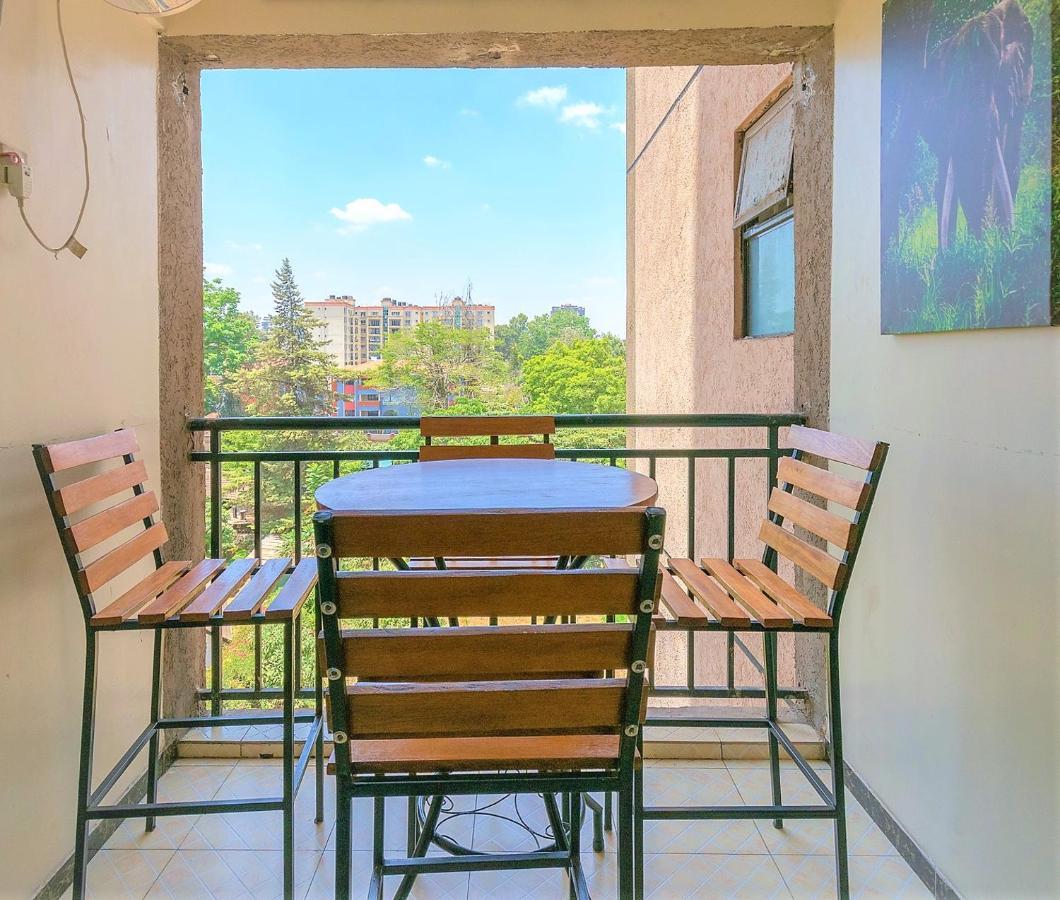 Tropical Themed 3Br And Dsq Apartment Nairobi Kültér fotó
